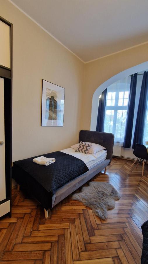 Czarna Owca- Pokoje Goscinne Hnězdno Exteriér fotografie
