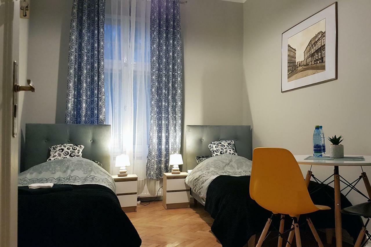 Czarna Owca- Pokoje Goscinne Hnězdno Exteriér fotografie
