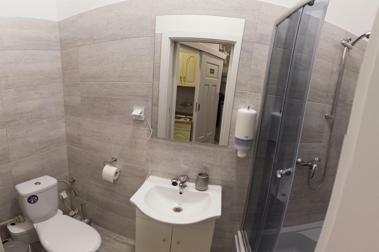 Czarna Owca- Pokoje Goscinne Hnězdno Exteriér fotografie