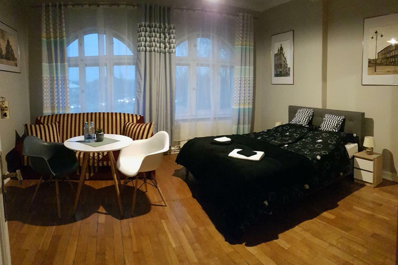Czarna Owca- Pokoje Goscinne Hnězdno Exteriér fotografie